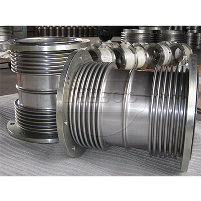 波紋<a href=http://m.hnsairui56.com target=_blank class=infotextkey>補償器</a>水平安裝和垂直安裝的正確安裝方法